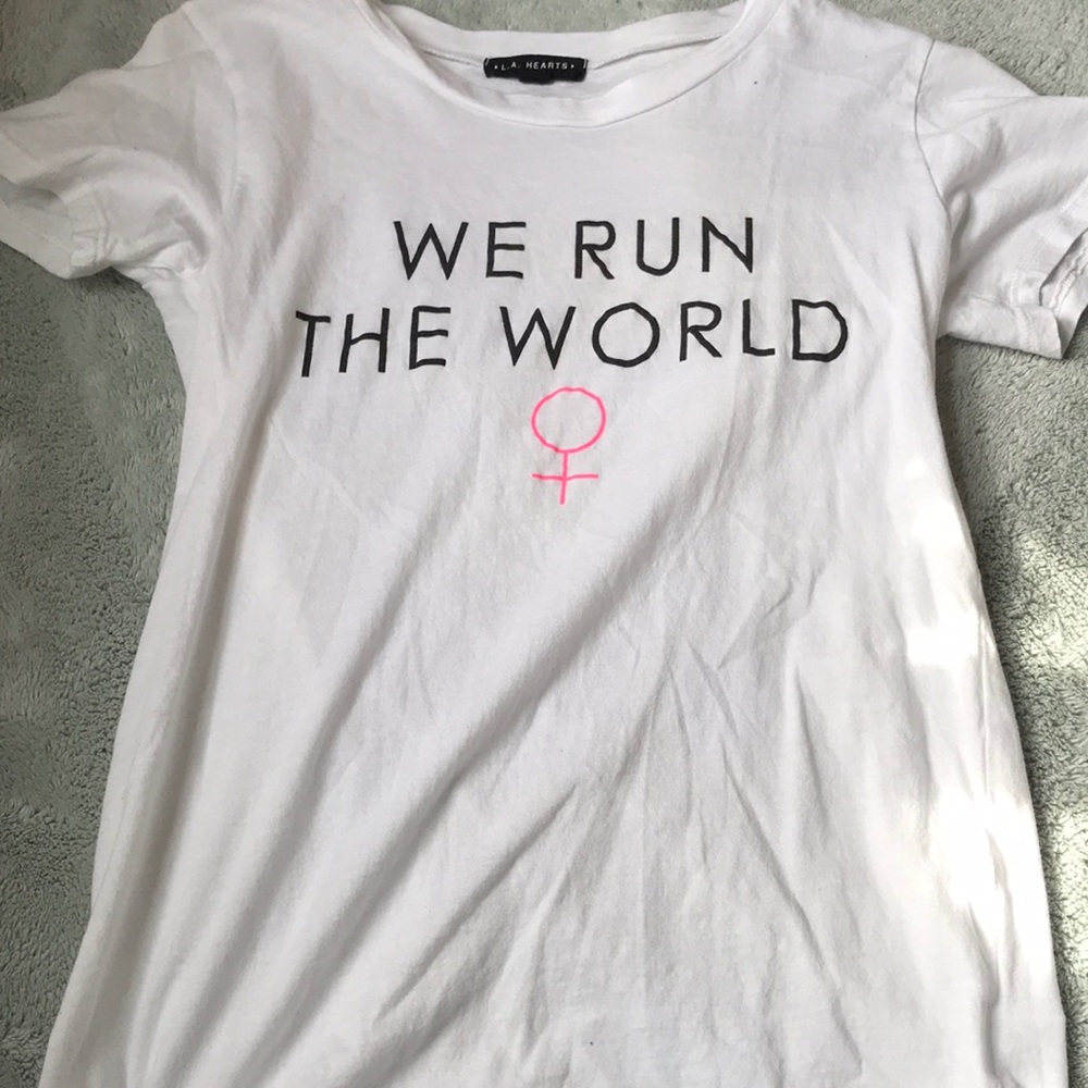 Short sleeve top